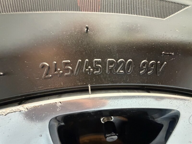 2010 Chrysler 300 Series 300 S V8 Sunroof / Navigation / Leather /1-OWNER / LOCAL CAR - Photo 45 - Gladstone, OR 97027