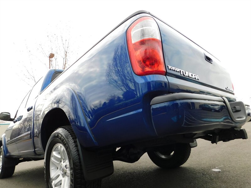 2006 Toyota Tundra Limited Double Cab 4X4 / Leather / 1-OWNER/ CLEAN   - Photo 22 - Portland, OR 97217