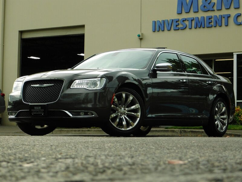 2019 Chrysler 300 Series Limited Sedan / DUAL SUNROOF / Navi / 15,000 MILES   - Photo 1 - Portland, OR 97217