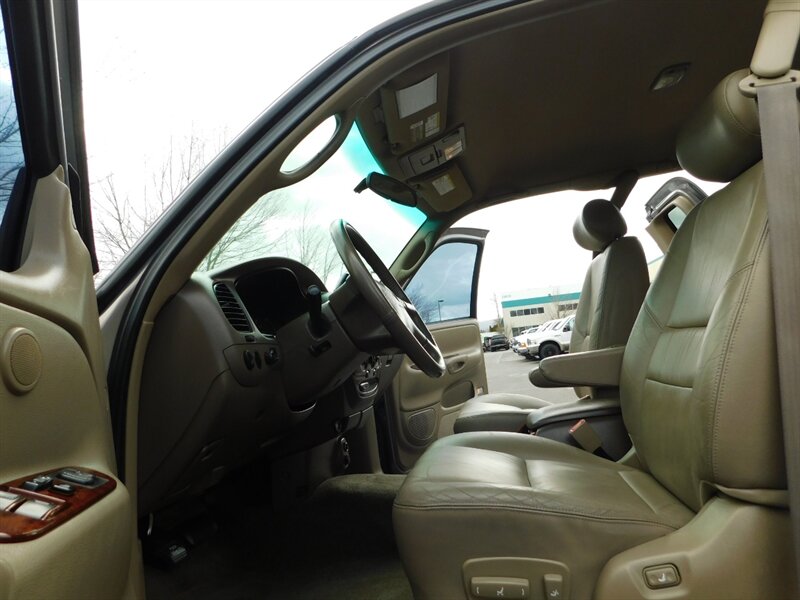 2001 Toyota Tundra Limited 4dr Access Cab 4X4 / Leather / 58,000 MILE   - Photo 12 - Portland, OR 97217