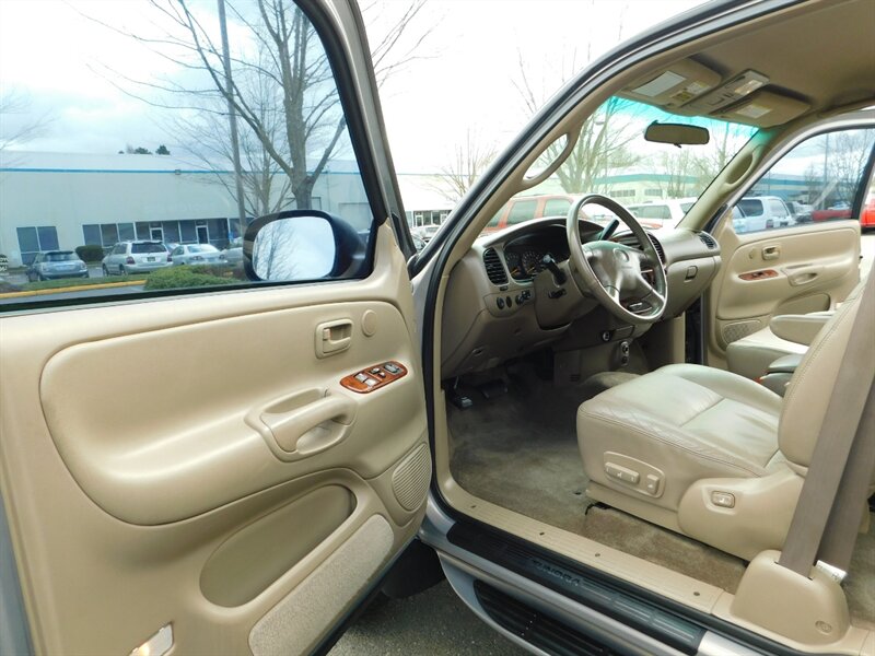 2001 Toyota Tundra Limited 4dr Access Cab 4X4 / Leather / 58,000 MILE   - Photo 11 - Portland, OR 97217