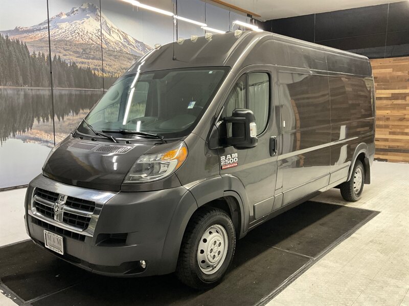 2018 RAM ProMaster Cargo Van 2500 HIGH ROOF / 3.6L V6 / 44,000 MILES  / Backup Camera / TOWING PKG / HIGH ROOF 159 " WB - Photo 1 - Gladstone, OR 97027