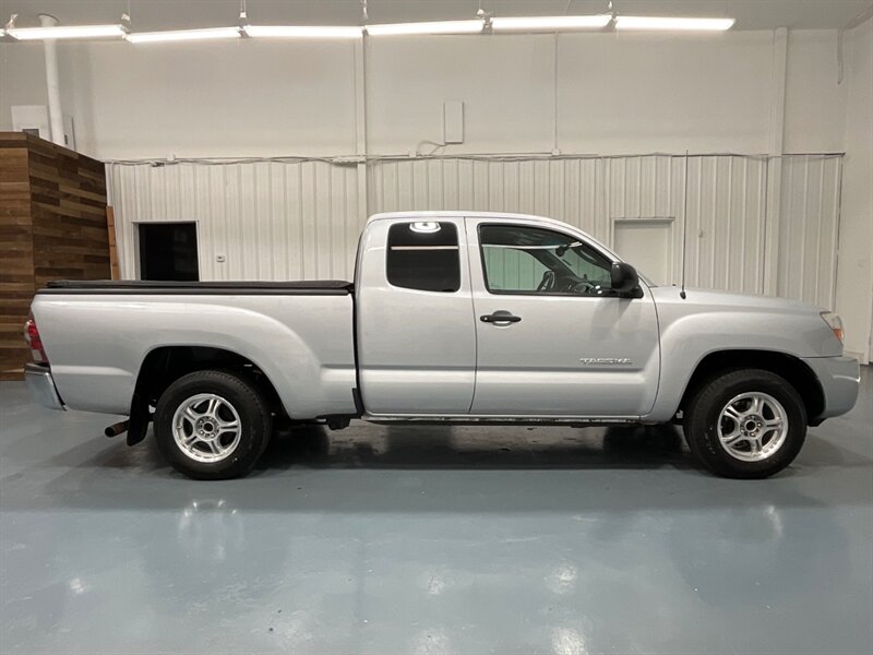 2009 Toyota Tacoma SR5 Access Cab 4-Dr / 2WD / 4Cyl / Backup Camera  / LOCAL TRUCK w. ZERO RUST - Photo 4 - Gladstone, OR 97027