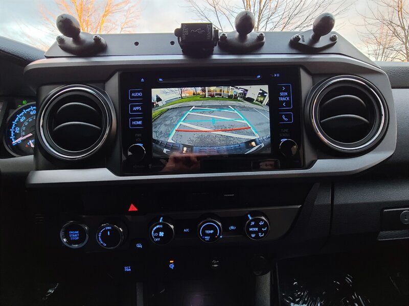 2017 Toyota Tacoma LONG BED 4X4 TRD CRAWL CONTROL  DIFF LOCK / LIFTED  / TRD OFF ROAD / NAVi / CAM / NEW RIMS + TIRES + LIFT - Photo 18 - Portland, OR 97217