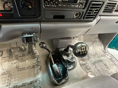 1997 Dodge Ram 2500 Laramie SLT 4X4 / 5.9L DIESEL 12-VALVE /5-SPEED  / 5-SPEED MANUAL / Long Bed / 12-VALVE / NEW TIRES / 1-OWNER / 110K MILES - Photo 16 - Gladstone, OR 97027