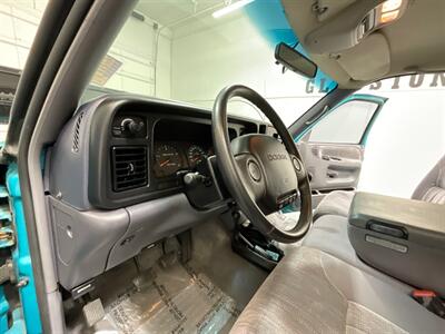 1997 Dodge Ram 2500 Laramie SLT 4X4 / 5.9L DIESEL 12-VALVE /5-SPEED / 5-SPEED MANUAL / Long Bed / 12-VALVE / NEW TIRES / 1-OWNER / 110K MILES - Photo 38 - Gladstone, OR 97027