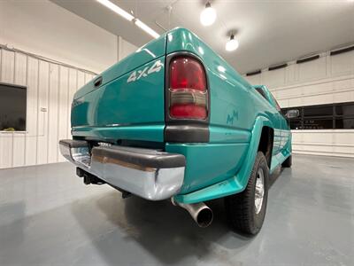1997 Dodge Ram 2500 Laramie SLT 4X4 / 5.9L DIESEL 12-VALVE /5-SPEED  / 5-SPEED MANUAL / Long Bed / 12-VALVE / NEW TIRES / 1-OWNER / 110K MILES - Photo 28 - Gladstone, OR 97027