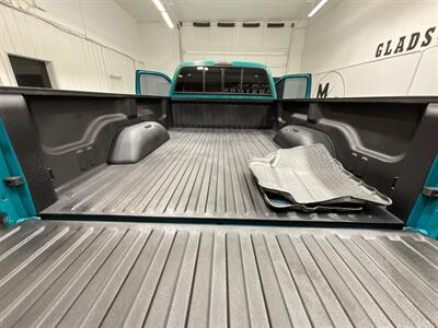 1997 Dodge Ram 2500 Laramie SLT 4X4 / 5.9L DIESEL 12-VALVE /5-SPEED  / 5-SPEED MANUAL / Long Bed / 12-VALVE / NEW TIRES / 1-OWNER / 110K MILES - Photo 11 - Gladstone, OR 97027