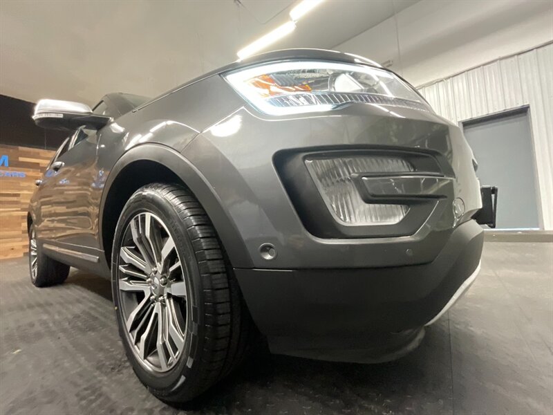 2017 Ford Explorer Platinum 4X4 / 3.5L ECOBOOST / FULLY LOADED  3.5L V6 ECOBOOST / PLATINUM / DUAL SUNROOF - Photo 10 - Gladstone, OR 97027