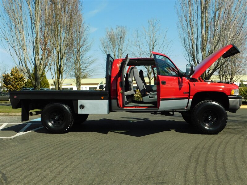 1999 Dodge Ram 2500 Laramie FLAT BED / 4X4 / 5.9L CUMMINS DIESEL   - Photo 23 - Portland, OR 97217