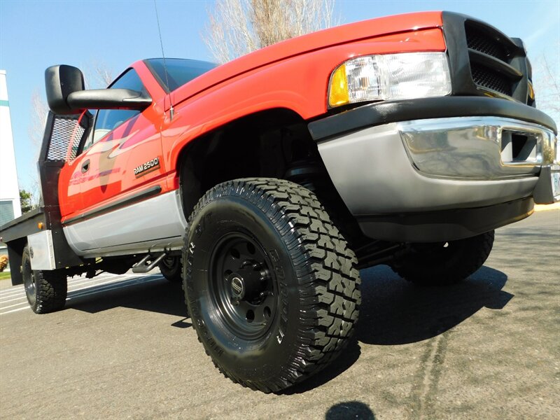 1999 Dodge Ram 2500 Laramie FLAT BED / 4X4 / 5.9L CUMMINS DIESEL   - Photo 10 - Portland, OR 97217