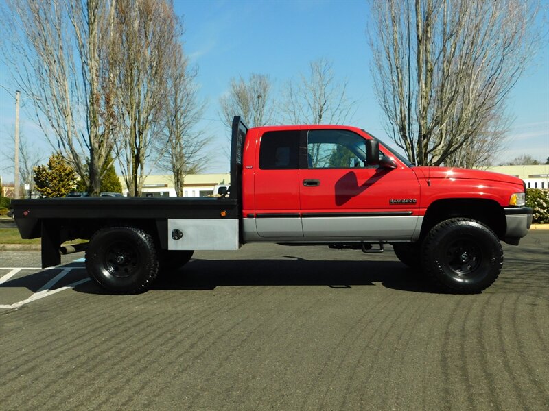 1999 Dodge Ram 2500 Laramie FLAT BED / 4X4 / 5.9L CUMMINS DIESEL   - Photo 4 - Portland, OR 97217