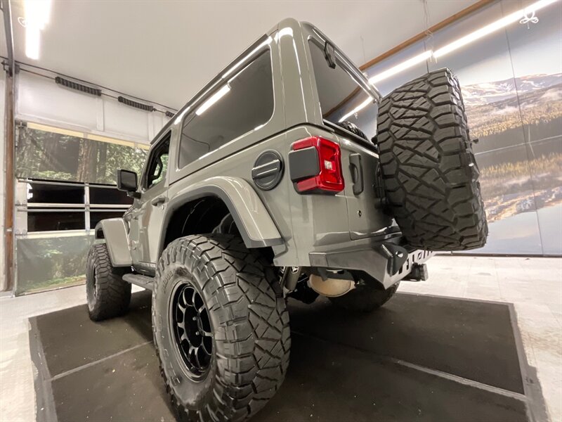 2018 Jeep Wrangler Rubicon 4X4 / 2.0L 4Cyl TURBO /LIFTED/ 27,000 MILE  / LIFTED w. 37 " MUD TIRES / Navigation / Heated Seats / HARD TOP / WINCH / SHARP & SUPER CLEAN !! - Photo 10 - Gladstone, OR 97027