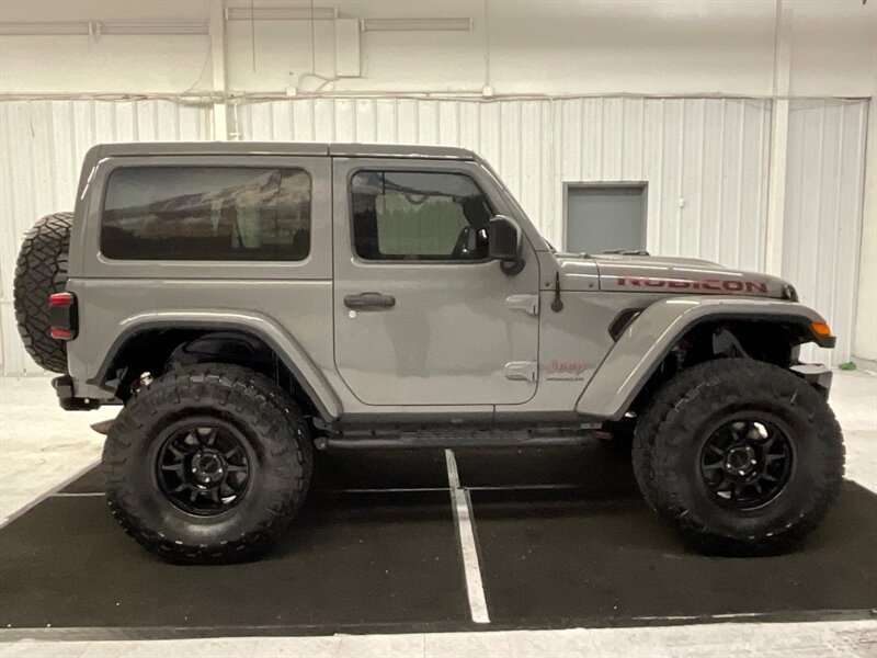 2018 Jeep Wrangler Rubicon 4X4 / 2.0L 4Cyl TURBO /LIFTED/ 27,000 MILE  / LIFTED w. 37 " MUD TIRES / Navigation / Heated Seats / HARD TOP / WINCH / SHARP & SUPER CLEAN !! - Photo 4 - Gladstone, OR 97027