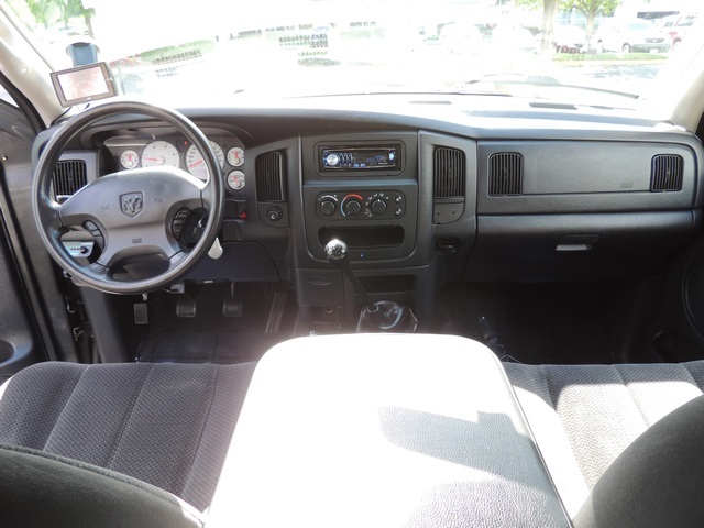 2003 Dodge Ram 2500 SLT / 4X4 / 5.9L Diesel / 6-SPEED MANUAL / LIFTED - Photo 37 - Portland, OR 97217
