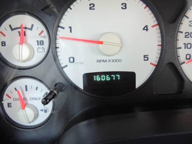 2003 Dodge Ram 2500 SLT / 4X4 / 5.9L Diesel / 6-SPEED MANUAL / LIFTED - Photo 40 - Portland, OR 97217