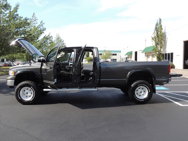 2003 Dodge Ram 2500 SLT / 4X4 / 5.9L Diesel / 6-SPEED MANUAL / LIFTED - Photo 26 - Portland, OR 97217