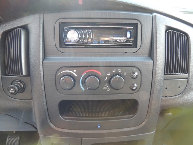 2003 Dodge Ram 2500 SLT / 4X4 / 5.9L Diesel / 6-SPEED MANUAL / LIFTED - Photo 36 - Portland, OR 97217