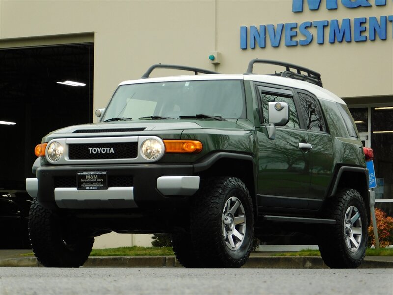 2014 Toyota FJ Cruiser Sport Utility 4X4 / 1-OWNER / LFTED / BF