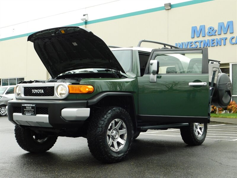 2014 Toyota FJ Cruiser Sport Utility 4X4 / 1-OWNER / LFTED / BF GOODRICH   - Photo 25 - Portland, OR 97217