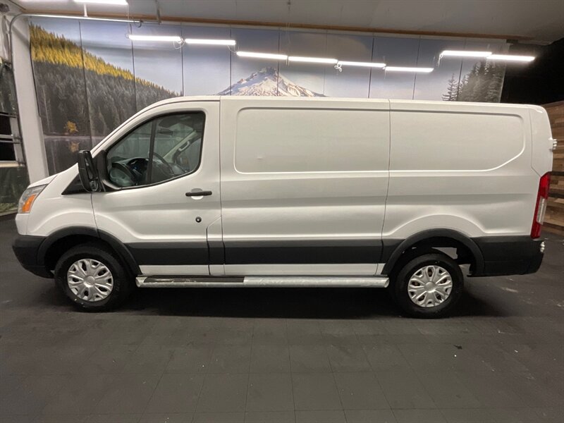 2015 Ford Transit Cargo 250 LOW ROOF / 3.7L V6 / 95,000 MILES  CLEAN VAN / BRAND NEW SET OF TIRES - Photo 3 - Gladstone, OR 97027