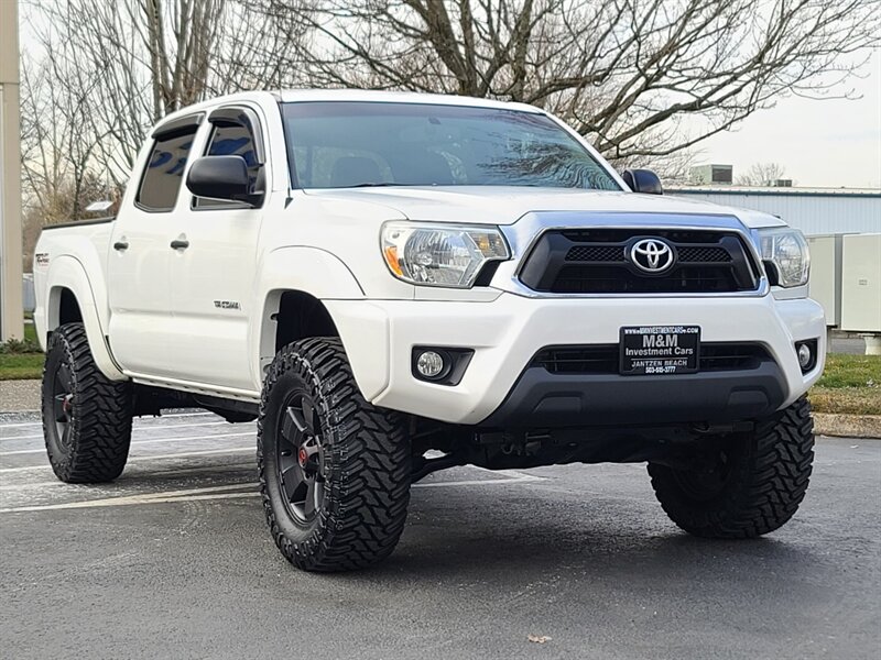 2012 Toyota Tacoma V6  / V6 4.0L / NEW TIRES / NO RUST / FRESH TRADE-IN - Photo 2 - Portland, OR 97217