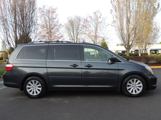 2005 Honda Odyssey Touring / Navigation / DVD / Rear CAM / 1-OWNER   - Photo 4 - Portland, OR 97217