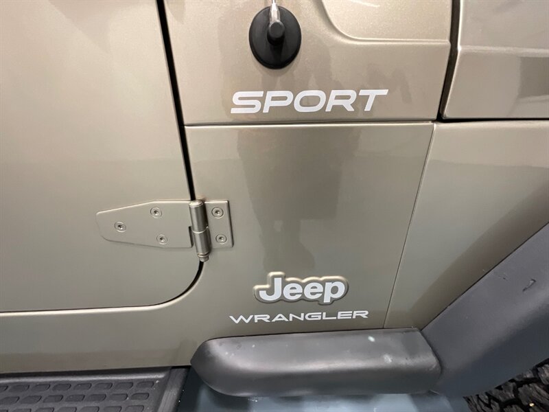 2003 Jeep Wrangler Sport 2dr 4X4/ 6Cyl / 5-SPEED / 75,000 MILES / HARD TOP / LUGGAGE RACK / ZERO RUST / EXCELLENT CONDITION - Photo 29 - Gladstone, OR 97027