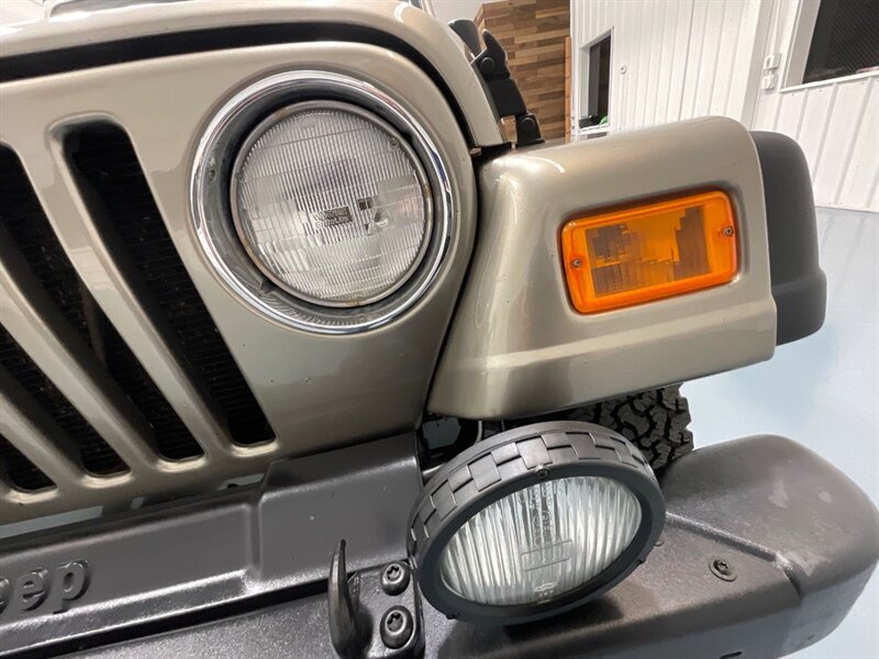 2003 Jeep Wrangler Sport 2dr 4X4/ 6Cyl / 5-SPEED / 75,000 MILES / HARD TOP / LUGGAGE RACK / ZERO RUST / EXCELLENT CONDITION - Photo 21 - Gladstone, OR 97027