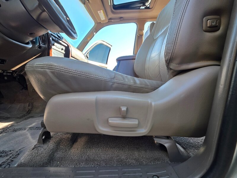2000 Toyota 4Runner Limited 4X4 / V6 3.4 L / BILSTIEN SUSPENSION LIFT / REAR DIFF LOCK / TIMING BELT DONE / SUN ROOF / LEATHER / BRAND NEW TIRES / ZERO RUST - Photo 37 - Portland, OR 97217