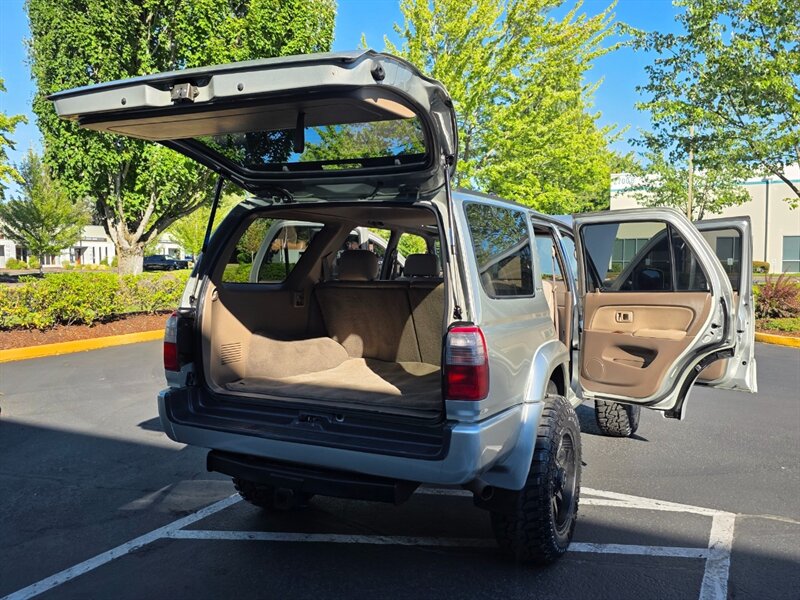 2000 Toyota 4Runner Limited 4X4 / V6 3.4 L / BILSTIEN SUSPENSION LIFT / REAR DIFF LOCK / TIMING BELT DONE / SUN ROOF / LEATHER / BRAND NEW TIRES / ZERO RUST - Photo 28 - Portland, OR 97217
