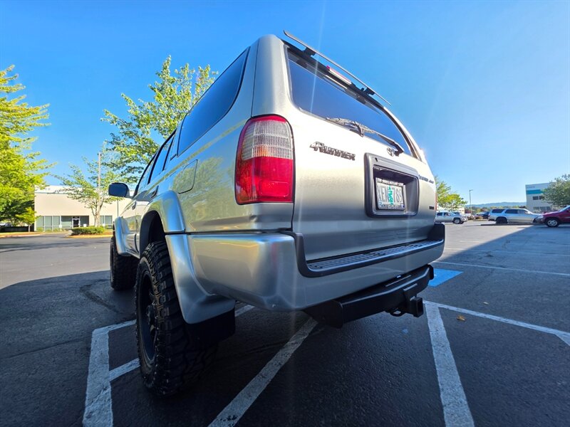 2000 Toyota 4Runner Limited 4X4 / V6 3.4 L / BILSTIEN SUSPENSION LIFT / REAR DIFF LOCK / TIMING BELT DONE / SUN ROOF / LEATHER / BRAND NEW TIRES / ZERO RUST - Photo 11 - Portland, OR 97217