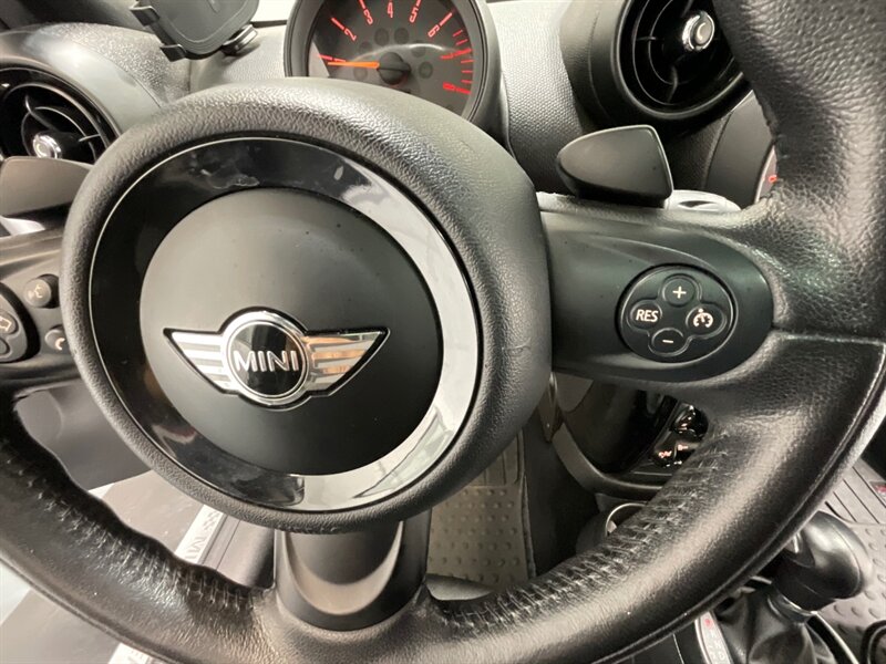 2015 MINI Countryman Cooper S ALL4 / AWD / Turbo / Leather / LOADED  / LOCAL CAR - Photo 48 - Gladstone, OR 97027