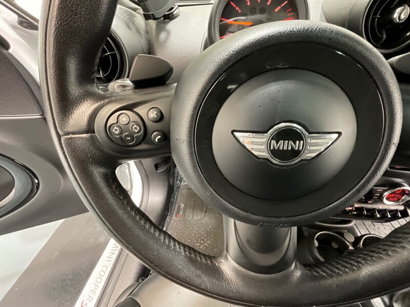 2015 MINI Countryman Cooper S ALL4 / AWD / Turbo / Leather / LOADED  / LOCAL CAR - Photo 47 - Gladstone, OR 97027