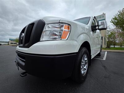 2018 Nissan NV 3500 HD 1-TON / HEAVY DUTY / V8 5.6L / 1-OWNER  / CARGO VAN / HD CARGO ROOF RACK / LOCAL / RUST FREE - Photo 9 - Portland, OR 97217