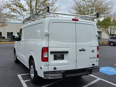 2018 Nissan NV 3500 HD 1-TON / HEAVY DUTY / V8 5.6L / 1-OWNER  / CARGO VAN / HD CARGO ROOF RACK / LOCAL / RUST FREE - Photo 7 - Portland, OR 97217