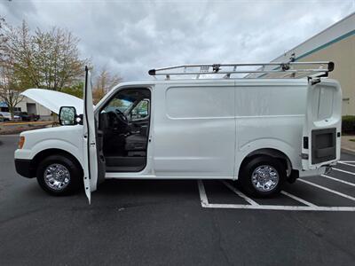 2018 Nissan NV 3500 HD 1-TON / HEAVY DUTY / V8 5.6L / 1-OWNER  / CARGO VAN / HD CARGO ROOF RACK / LOCAL / RUST FREE - Photo 23 - Portland, OR 97217