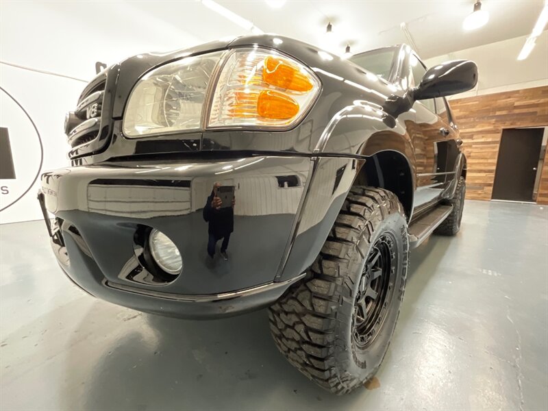 2001 Toyota Sequoia Limited 4x4 / 1-Owner / LIFTED w. NEW WHEELS TIRES / FRESH TIMING BELT + WATER PUMP SERVICE DONE / ZERO RUST - Photo 52 - Gladstone, OR 97027