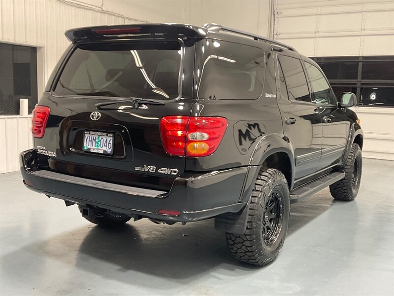 2001 Toyota Sequoia Limited 4x4 / 1-Owner / LIFTED w. NEW WHEELS TIRES / FRESH TIMING BELT + WATER PUMP SERVICE DONE / ZERO RUST - Photo 7 - Gladstone, OR 97027