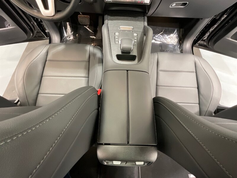 2022 Mercedes-Benz GLE 350 4MATIC /Panoramic Roof / ONLY 3,000 MILES  / 1-OWNER - Photo 53 - Gladstone, OR 97027