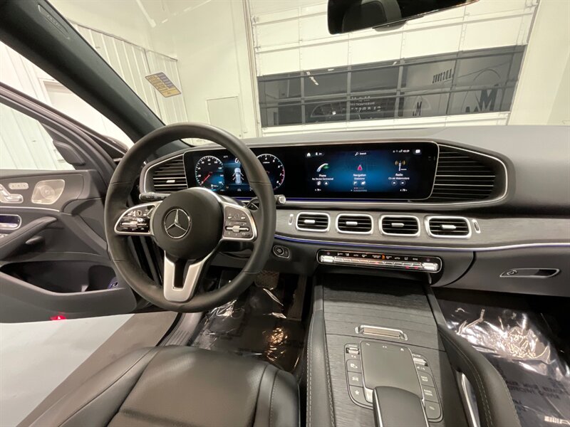 2022 Mercedes-Benz GLE 350 4MATIC /Panoramic Roof / ONLY 3,000 MILES  / 1-OWNER - Photo 42 - Gladstone, OR 97027