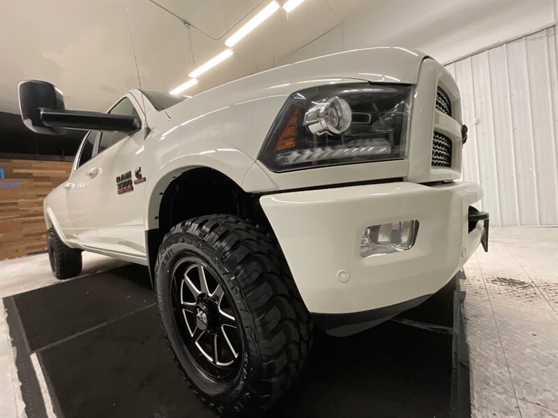 2017 RAM 3500 Laramie Crew Cab 4X4 / 6.7L DIESEL / AISIN TRANNY  / BRAND NEW MUD TIRES / RUST FREE - Photo 35 - Gladstone, OR 97027