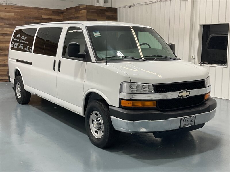 2007 Chevrolet Express LS 3500 / 6.0L V8 / 15-Passenger Van/ 56,000 MILES  / Excel Cond - Photo 2 - Gladstone, OR 97027