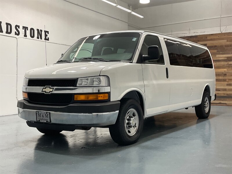 2007 Chevrolet Express LS 3500 / 6.0L V8 / 15-Passenger Van/ 56,000 MILES  / Excel Cond - Photo 1 - Gladstone, OR 97027