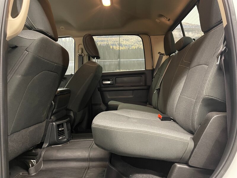 2019 RAM 2500 Crew Cab 4X4 / 6.7L   - Photo 39 - Gladstone, OR 97027