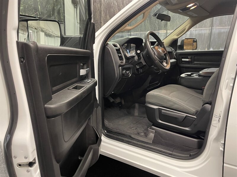 2019 RAM 2500 Crew Cab 4X4 / 6.7L   - Photo 13 - Gladstone, OR 97027