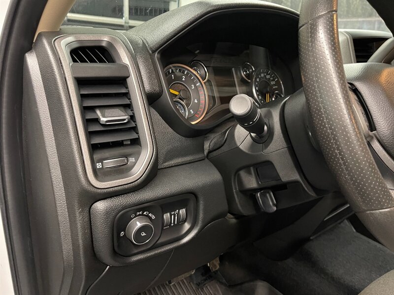 2019 RAM 2500 Crew Cab 4X4 / 6.7L   - Photo 36 - Gladstone, OR 97027