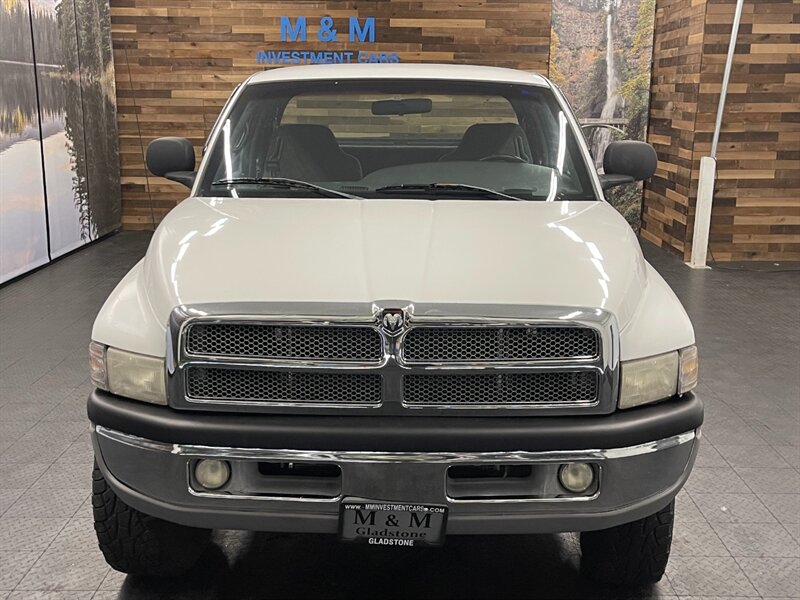 1999 Dodge Ram 2500 Laramie SLT 4X4 / 8.0L V10 /  102,000 MILES   - Photo 5 - Gladstone, OR 97027