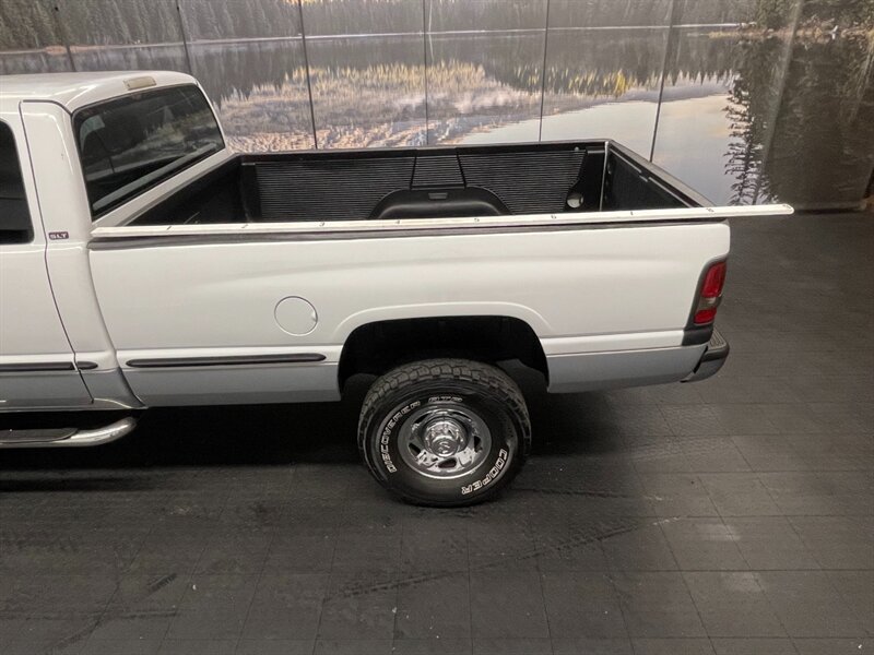 1999 Dodge Ram 2500 Laramie SLT 4X4 / 8.0L V10 /  102,000 MILES   - Photo 38 - Gladstone, OR 97027