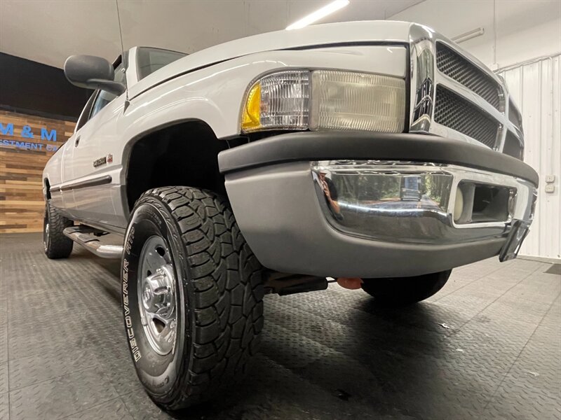 1999 Dodge Ram 2500 Laramie SLT 4X4 / 8.0L V10 /  102,000 MILES   - Photo 10 - Gladstone, OR 97027